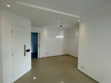 Apartamento à Venda